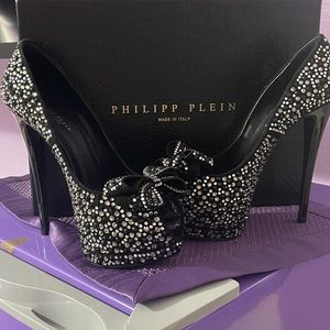 Philip plain platform bedazzled keto pumps